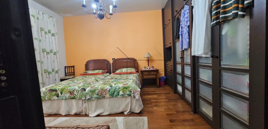 Sobrado à Venda em Rua Fechada no Alto de Pinheiros – 460m² Construídos, 4 Suítes, Segurança 24h