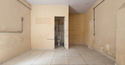 Casa à venda com 200 m² de terreno e 180 m² de área construída na Vila Madalena, São Paulo.