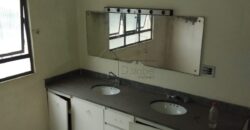 Casa à venda para reforma com 430 m² de área construída no tradicional bairro do Sumaré.