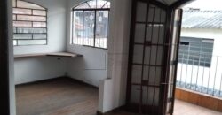 Casa à venda para reforma com 430 m² de área construída no tradicional bairro do Sumaré.