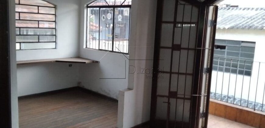 Casa à venda para reforma com 430 m² de área construída no tradicional bairro do Sumaré.