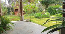 Casa sobrado à Venda em Rua Fechada na Vila Ida –294m² Construídos, 4 quartos sendo 2 suites, Segurança 24h.