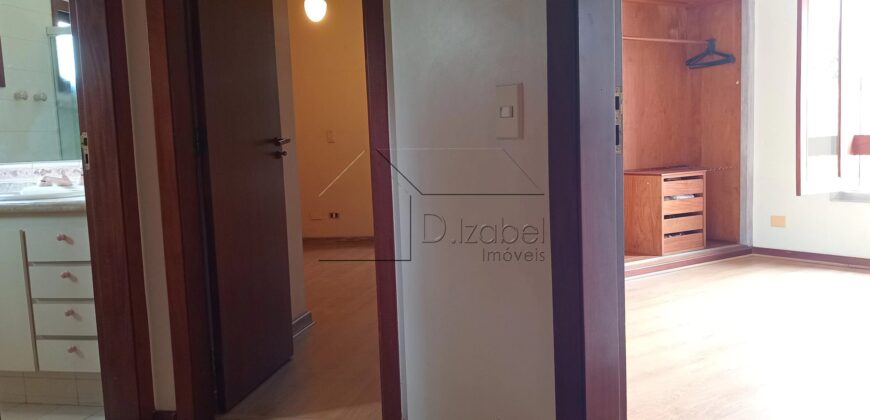 Casa sobrado à Venda em Rua Fechada na Vila Ida –294m² Construídos, 4 quartos sendo 2 suites, Segurança 24h.