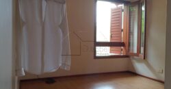 Casa sobrado à Venda em Rua Fechada na Vila Ida –294m² Construídos, 4 quartos sendo 2 suites, Segurança 24h.