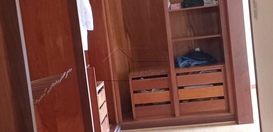 Casa sobrado à Venda em Rua Fechada na Vila Ida –294m² Construídos, 4 quartos sendo 2 suites, Segurança 24h.