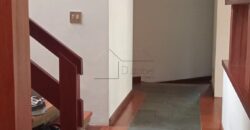 Casa sobrado à Venda em Rua Fechada na Vila Ida –294m² Construídos, 4 quartos sendo 2 suites, Segurança 24h.