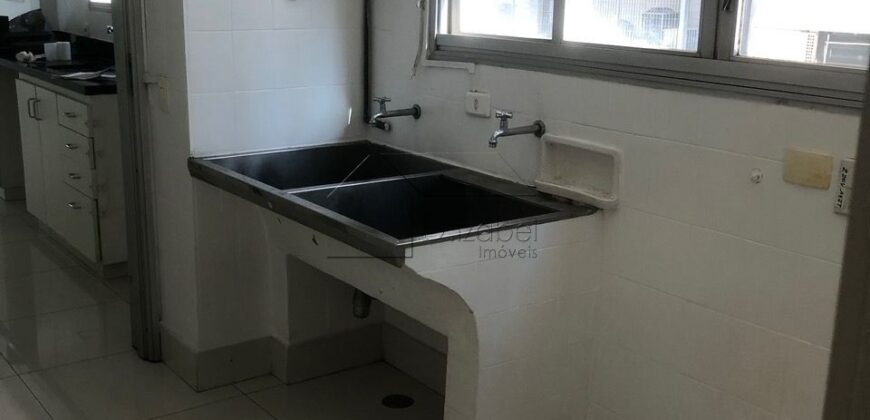 Apartamento para locação com 226 m² e 4 quartos no Jardim Europa.