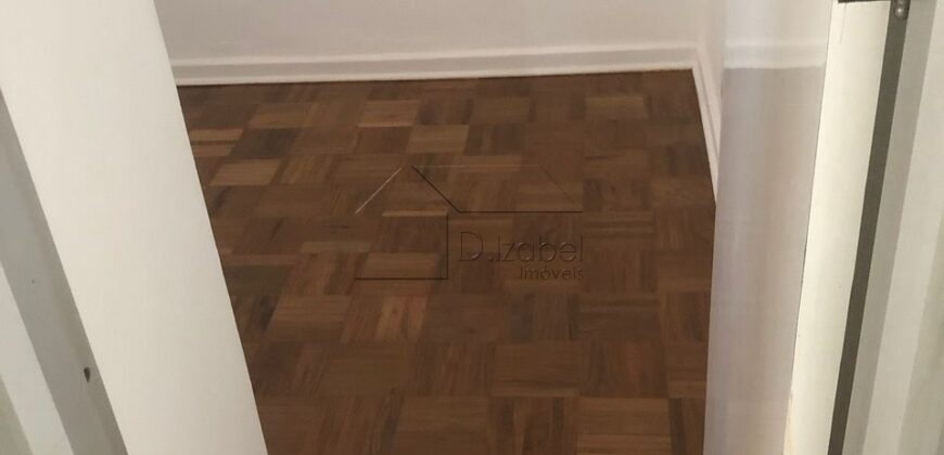 Apartamento para locação com 226 m² e 4 quartos no Jardim Europa.