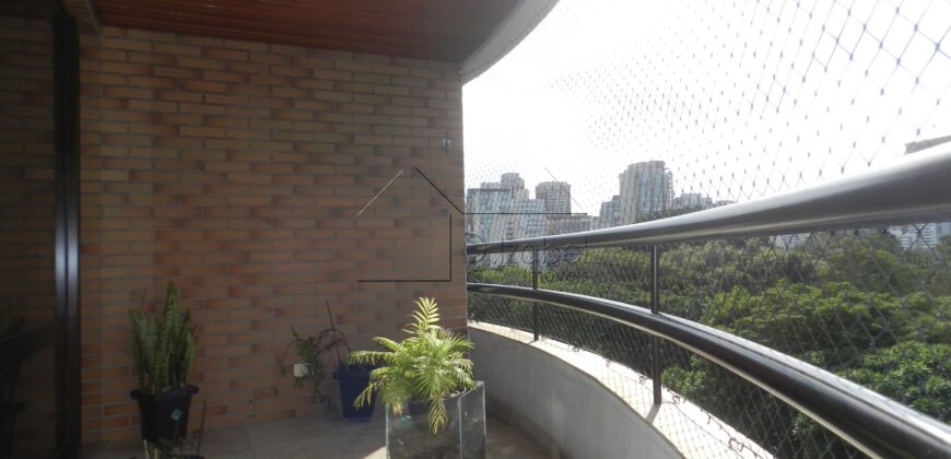 Apartamento para locação com 112 m² e 3 quartos em frente ao Parque da Água Branca.