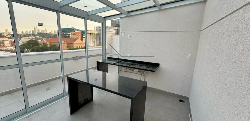 Cobertura duplex à venda com 122 m², totalmente reformada e nunca habitada, na Vila Ipojuca.