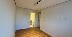 Cobertura duplex à venda com 122 m², totalmente reformada e nunca habitada, na Vila Ipojuca.