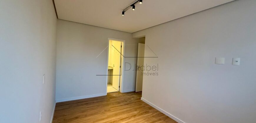 Cobertura duplex à venda com 122 m², totalmente reformada e nunca habitada, na Vila Ipojuca.