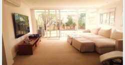 Cobertura duplex à venda com 578 m² úteis e 5 dormitórios no Cerqueira César, com vista permanente para o Clube Paulistano e o Jardim Europa.