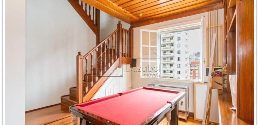 Cobertura duplex à venda com 578 m² úteis e 5 dormitórios no Cerqueira César, com vista permanente para o Clube Paulistano e o Jardim Europa.