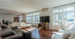 Apartamento à venda com 239 metros  3 suítes no Jardim Paulista.