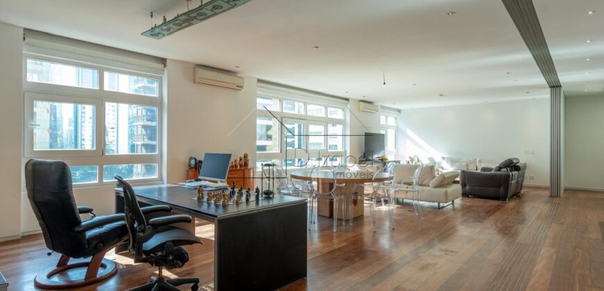 Apartamento à venda com 239 metros  3 suítes no Jardim Paulista.