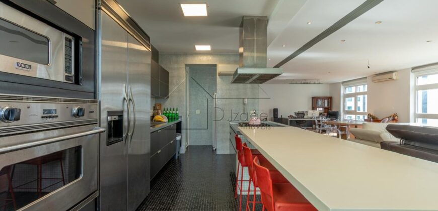 Apartamento à venda com 239 metros  3 suítes no Jardim Paulista.