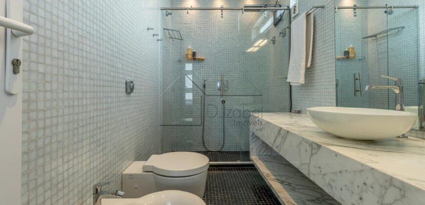 Apartamento à venda com 239 metros  3 suítes no Jardim Paulista.