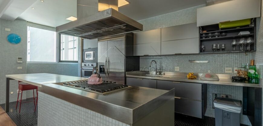 Apartamento à venda com 239 metros  3 suítes no Jardim Paulista.