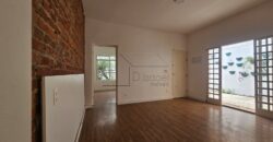 Casa para locação ao lado do Beco do Batman, na Vila Madalena.