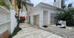 Casa para locação ao lado do Beco do Batman, na Vila Madalena.