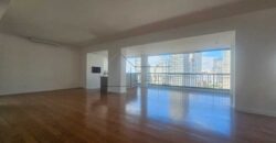 Apartamento à venda com 215 m² e 3 quartos todos suítes no Sumaré.