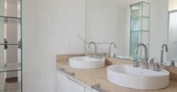 Apartamento à venda com 215 m² e 3 quartos todos suítes no Sumaré.