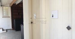 Casa charmosa para locação com 130 m² de área construída em terreno de 220 m², localizada ao lado do famoso Beco do Batman, na desejada Vila Madalena. 