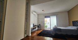 Casa à venda, recém-formada  com 314m² de área construída no charmoso bairro Jardim das Bandeiras, em uma localização privilegiada próxima à Vila Madalena.