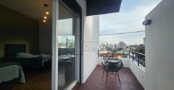 Casa à venda, recém-formada  com 314m² de área construída no charmoso bairro Jardim das Bandeiras, em uma localização privilegiada próxima à Vila Madalena.