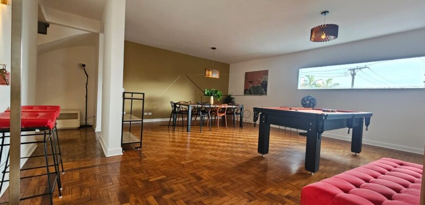 Casa à venda, recém-formada  com 314m² de área construída no charmoso bairro Jardim das Bandeiras, em uma localização privilegiada próxima à Vila Madalena.