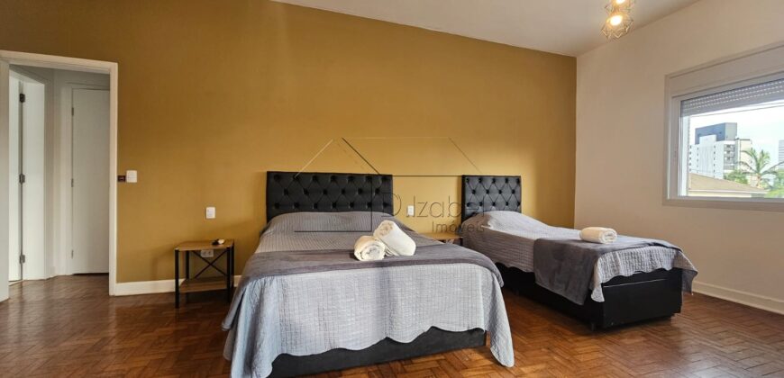 Casa à venda, recém-formada  com 314m² de área construída no charmoso bairro Jardim das Bandeiras, em uma localização privilegiada próxima à Vila Madalena.