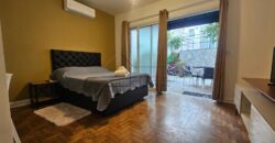 Casa à venda, recém-formada  com 314m² de área construída no charmoso bairro Jardim das Bandeiras, em uma localização privilegiada próxima à Vila Madalena.