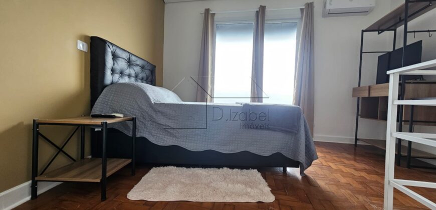 Casa à venda, recém-formada  com 314m² de área construída no charmoso bairro Jardim das Bandeiras, em uma localização privilegiada próxima à Vila Madalena.