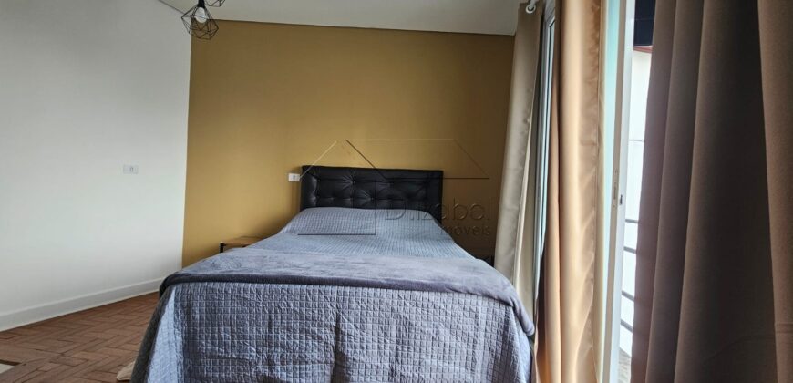 Casa à venda, recém-formada  com 314m² de área construída no charmoso bairro Jardim das Bandeiras, em uma localização privilegiada próxima à Vila Madalena.