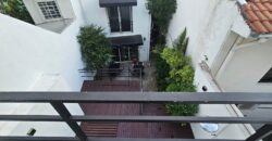 Casa à venda, recém-formada  com 314m² de área construída no charmoso bairro Jardim das Bandeiras, em uma localização privilegiada próxima à Vila Madalena.