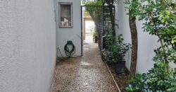 Casa à venda, recém-formada  com 314m² de área construída no charmoso bairro Jardim das Bandeiras, em uma localização privilegiada próxima à Vila Madalena.