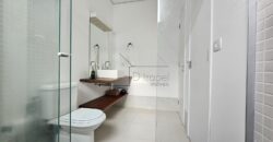Casa à venda, recém-formada  com 314m² de área construída no charmoso bairro Jardim das Bandeiras, em uma localização privilegiada próxima à Vila Madalena.
