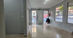 Casa comercial para venda e locação no Jardim Marajoara, com 100m² de área construída em um terreno de 160m²