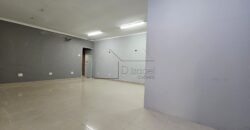 Casa comercial para venda e locação no Jardim Marajoara, com 100m² de área construída em um terreno de 160m²