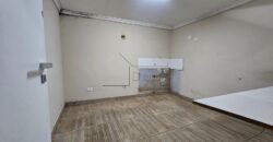 Casa comercial para venda e locação no Jardim Marajoara, com 100m² de área construída em um terreno de 160m²