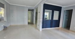 Casa comercial para venda e locação no Jardim Marajoara, com 100m² de área construída em um terreno de 160m²
