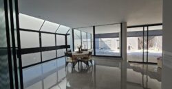 Casa à venda com 4 suítes em rua fechada no Alto de Pinheiros – 500 m², piscina, espaço gourmet e segurança 24 horas
