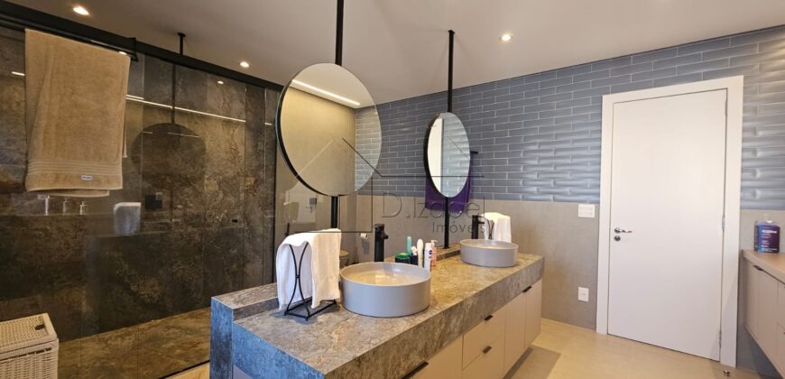 Casa à venda com 4 suítes em rua fechada no Alto de Pinheiros – 500 m², piscina, espaço gourmet e segurança 24 horas