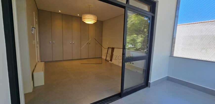 Casa à venda com 4 suítes em rua fechada no Alto de Pinheiros – 500 m², piscina, espaço gourmet e segurança 24 horas