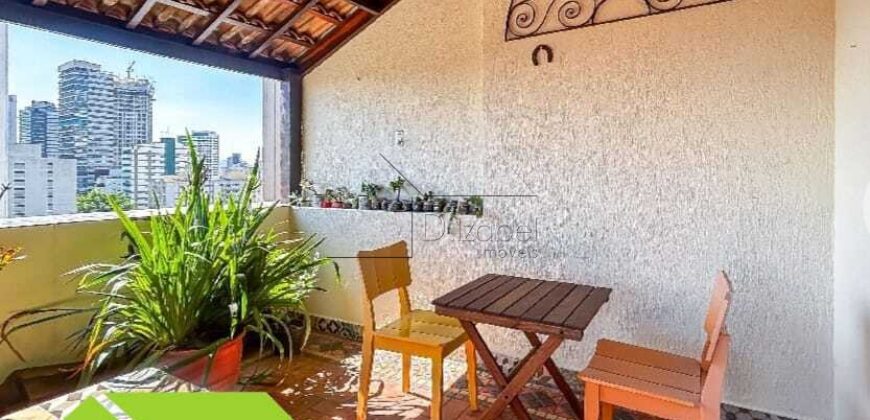 Cobertura à Venda na Vila Madalena São Paulo  com 300 metros, 4 Suítes, 4 Vagas e Terraço com Churrasqueira