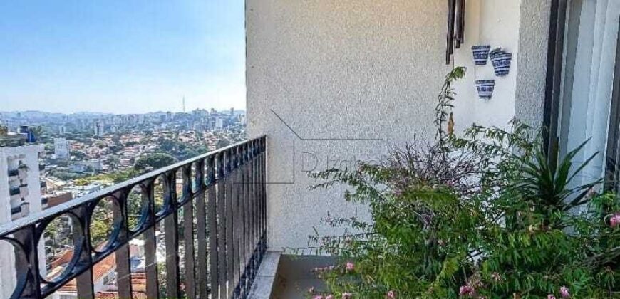 Cobertura à Venda na Vila Madalena São Paulo  com 300 metros, 4 Suítes, 4 Vagas e Terraço com Churrasqueira