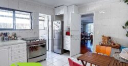 Cobertura à Venda na Vila Madalena São Paulo  com 300 metros, 4 Suítes, 4 Vagas e Terraço com Churrasqueira
